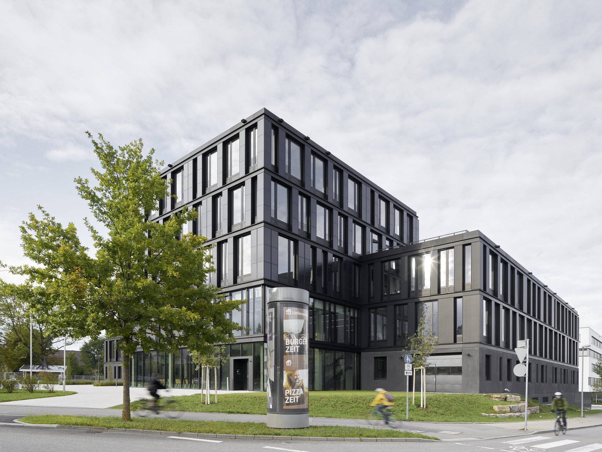 ZSW Zentrum für Sonnenenergie und Wasserstoff-Forschung Stuttgart