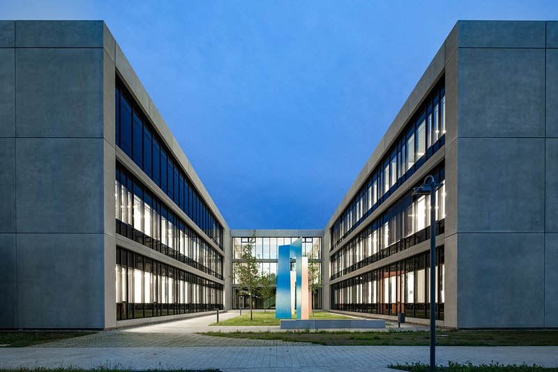 ZQB – Zentrum für Quanten und Biowissenschaften Universität